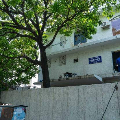 Expert Craftsmanship in Educational Furniture