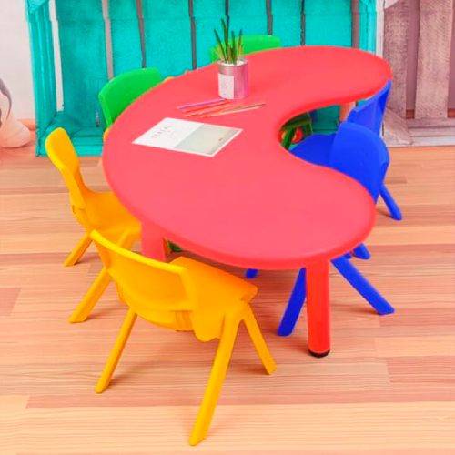 Modern Red Round Plastic Table For Kids Moon Model With Leg Base in Delhi